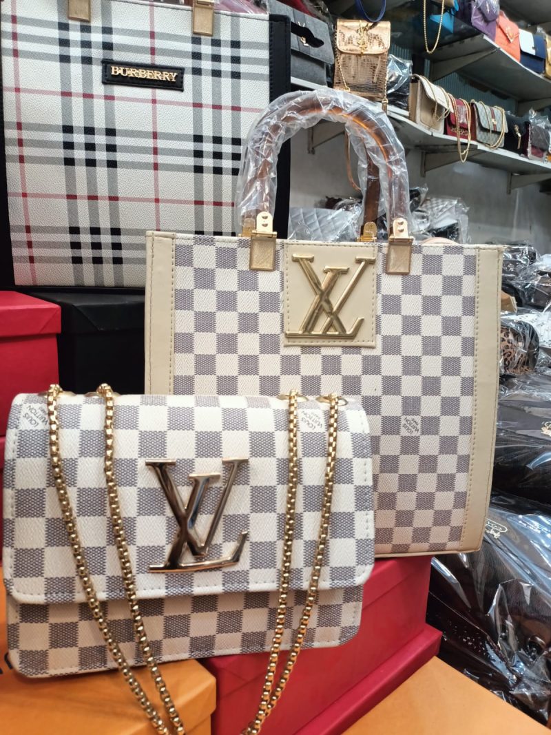 LV The Capucines Bag - Image 4