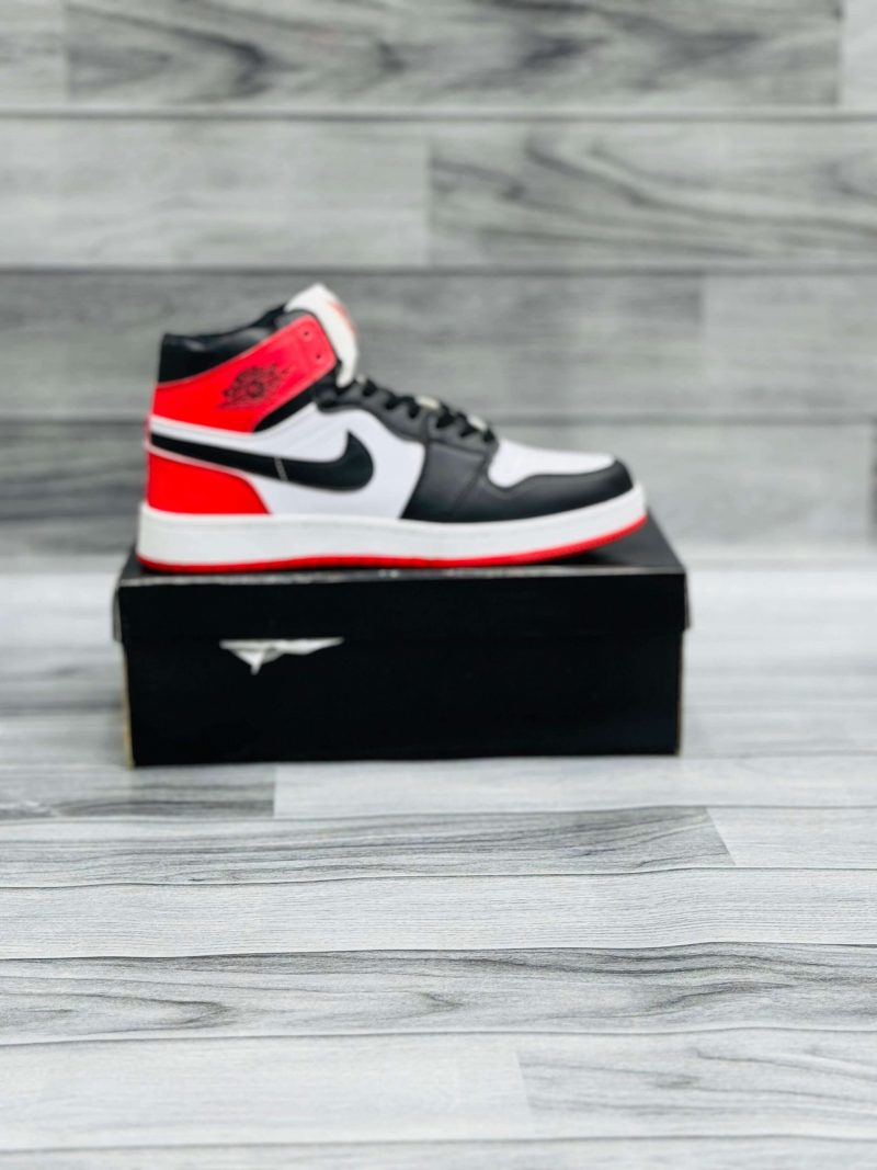 NKE Air Jordan 1 - Image 6